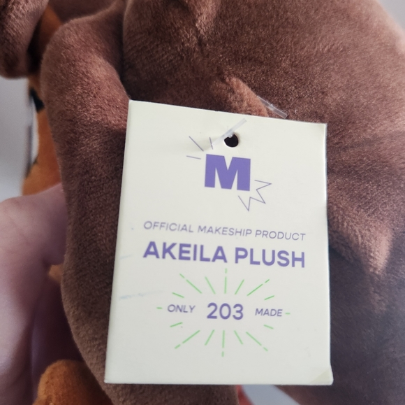 NWT MAKESHIP Akeila Plush Rare 203 made - Picture 4 of 6